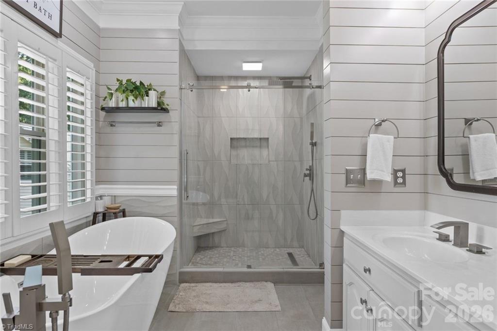 325 Buck Seaford Road — Mocksville