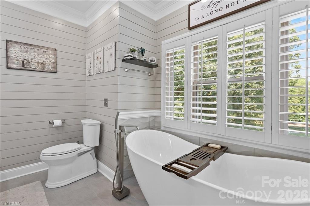 325 Buck Seaford Road — Mocksville