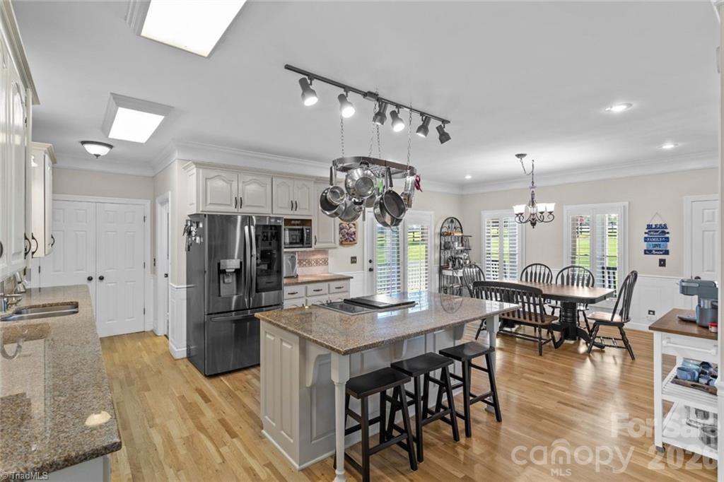 325 Buck Seaford Road — Mocksville