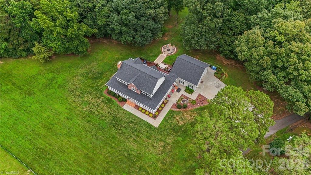 325 Buck Seaford Road — Mocksville