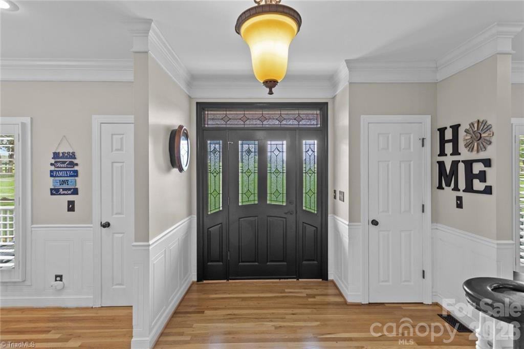 325 Buck Seaford Road — Mocksville