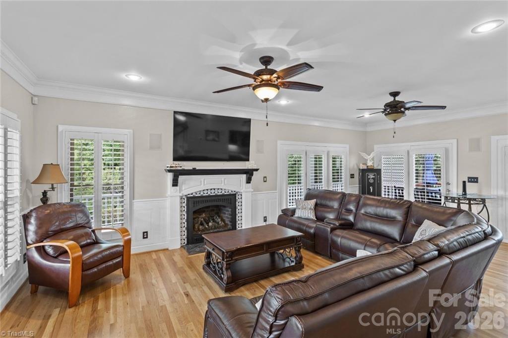 325 Buck Seaford Road — Mocksville