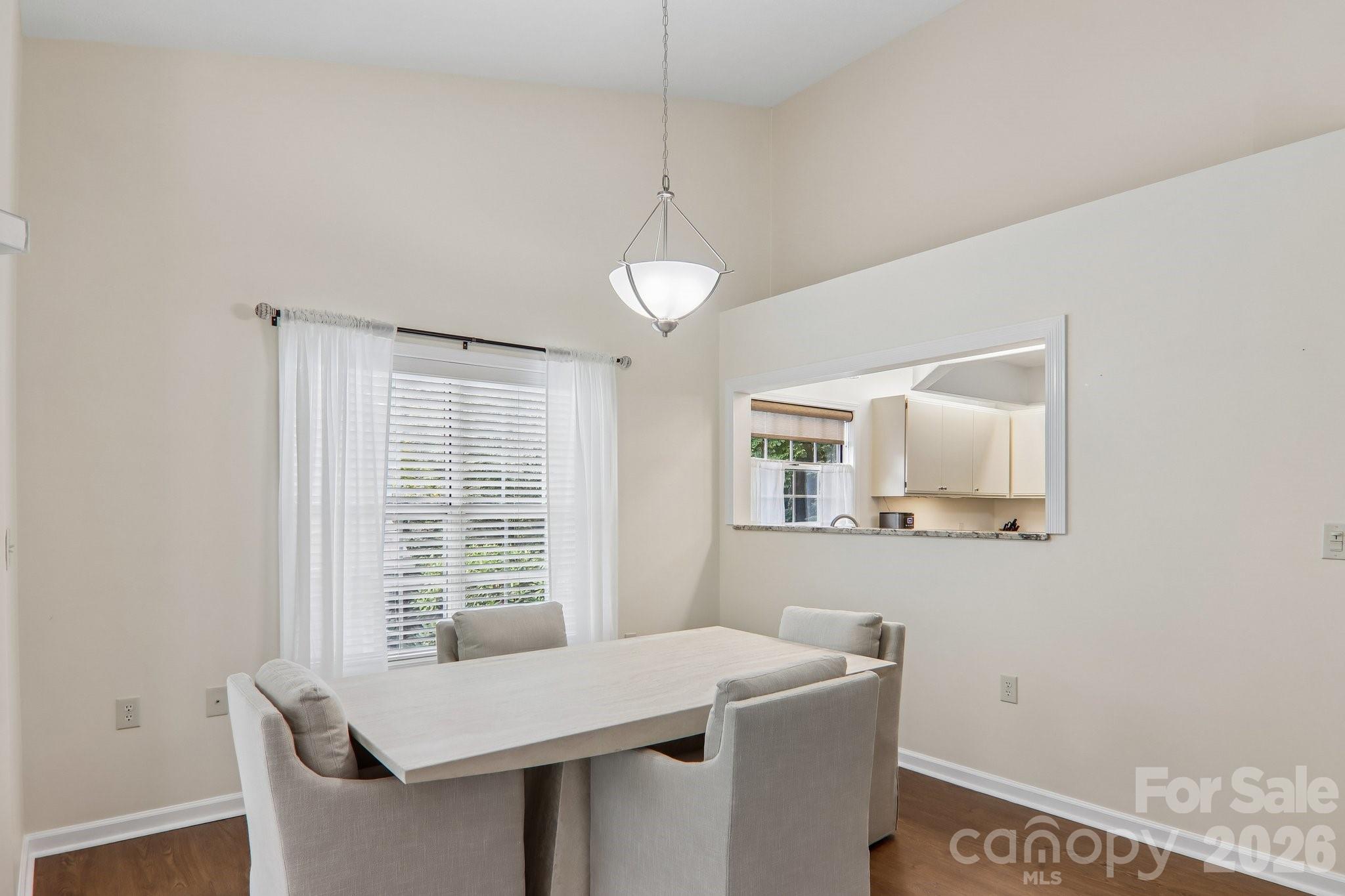 651 E Park Place — Hendersonville