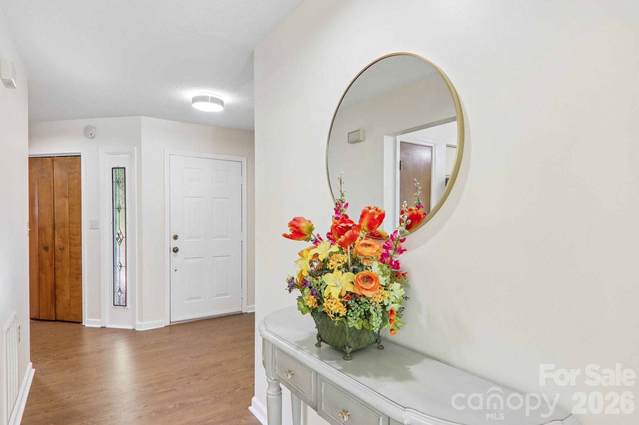 651 E Park Place — Hendersonville