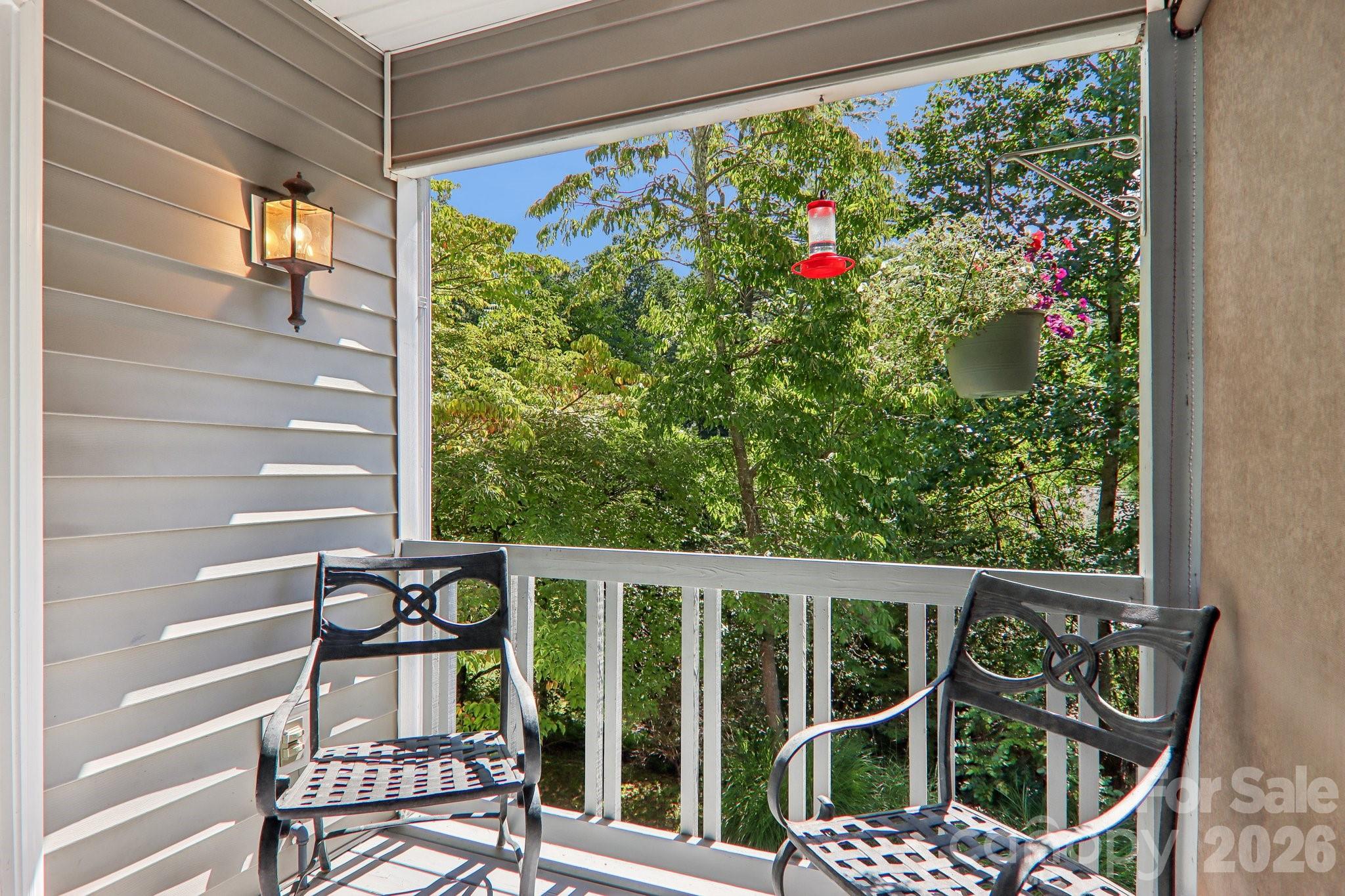 651 E Park Place — Hendersonville