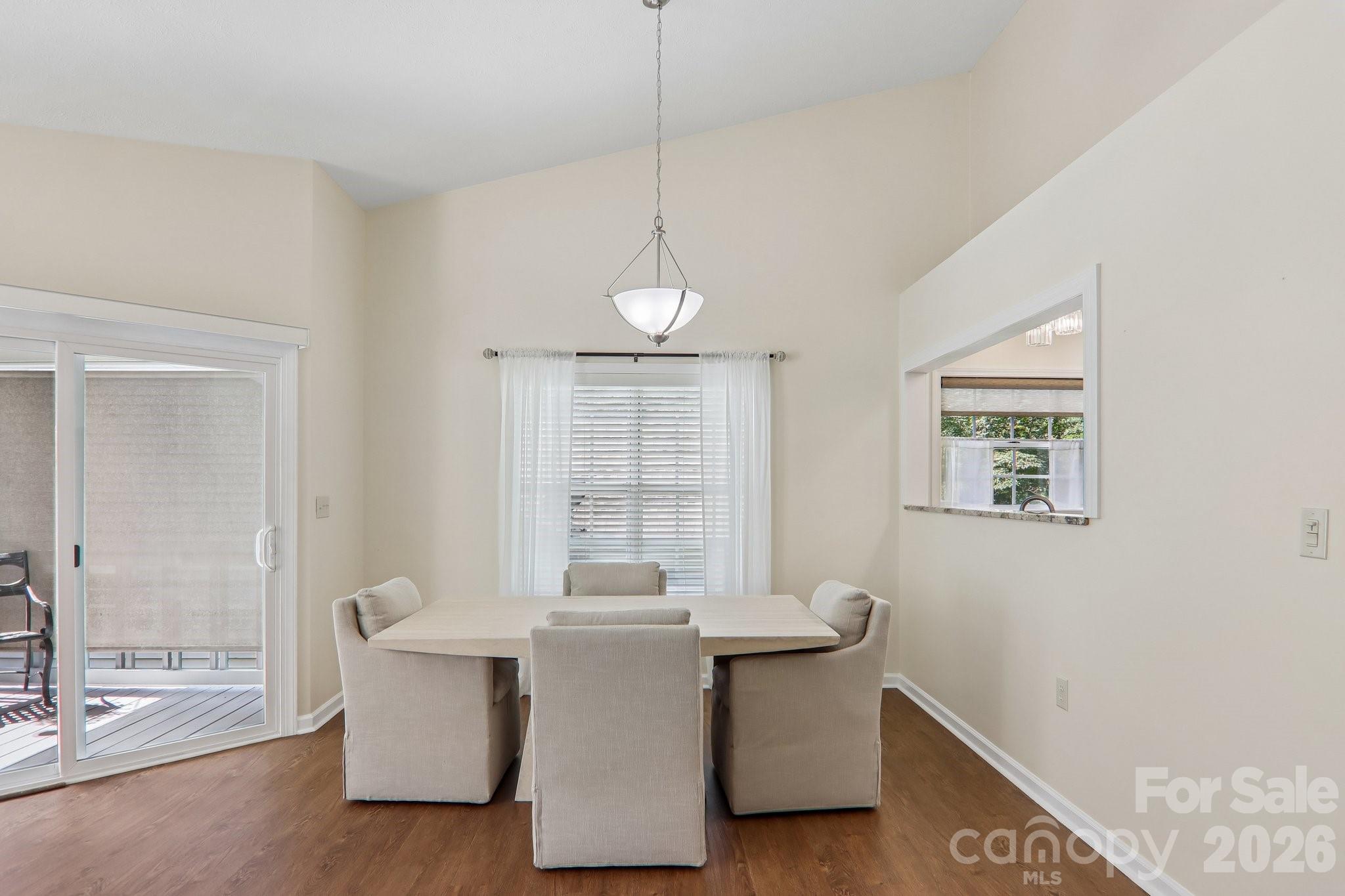 651 E Park Place — Hendersonville