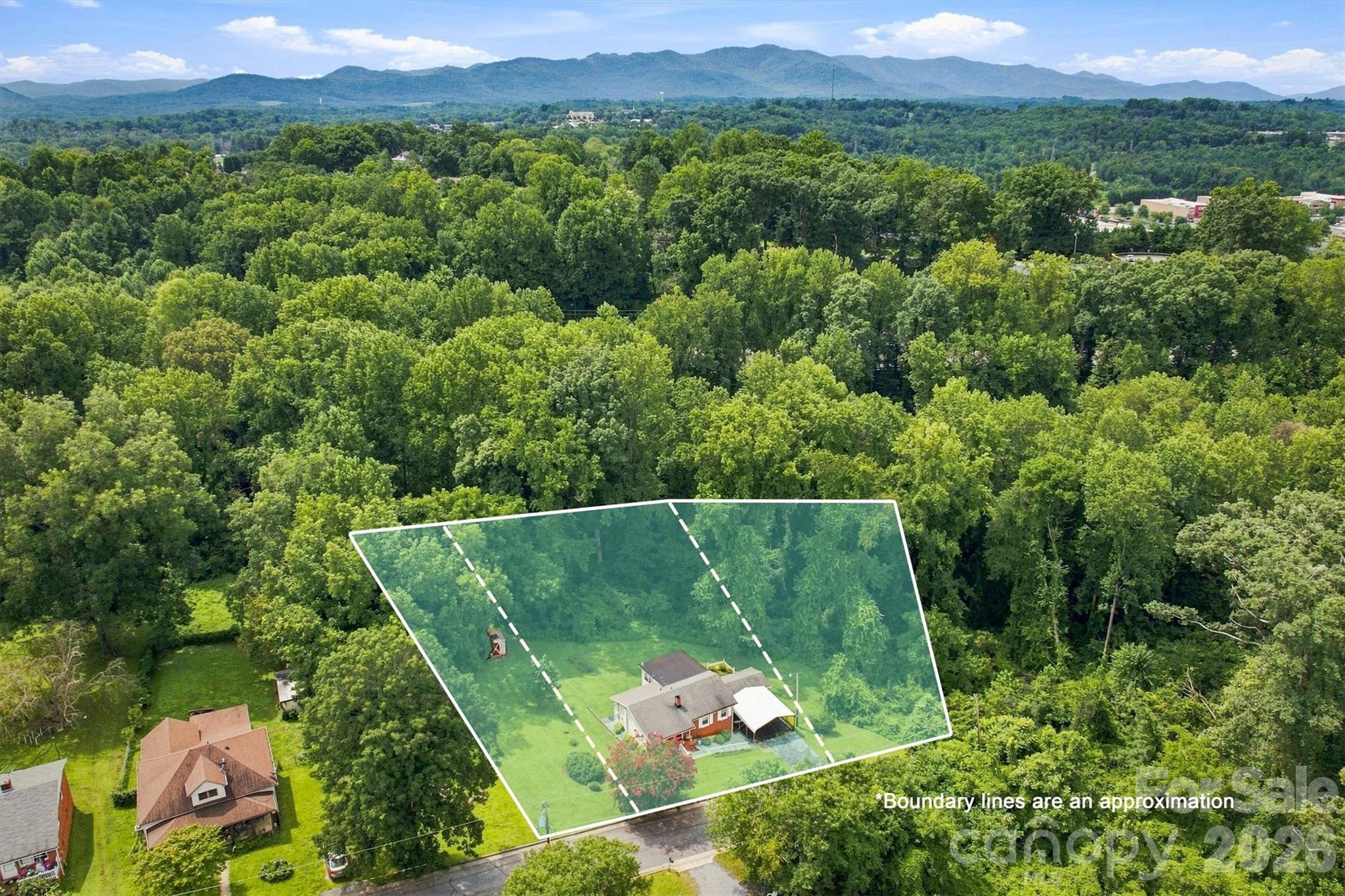 121 Rhyne Street — Morganton
