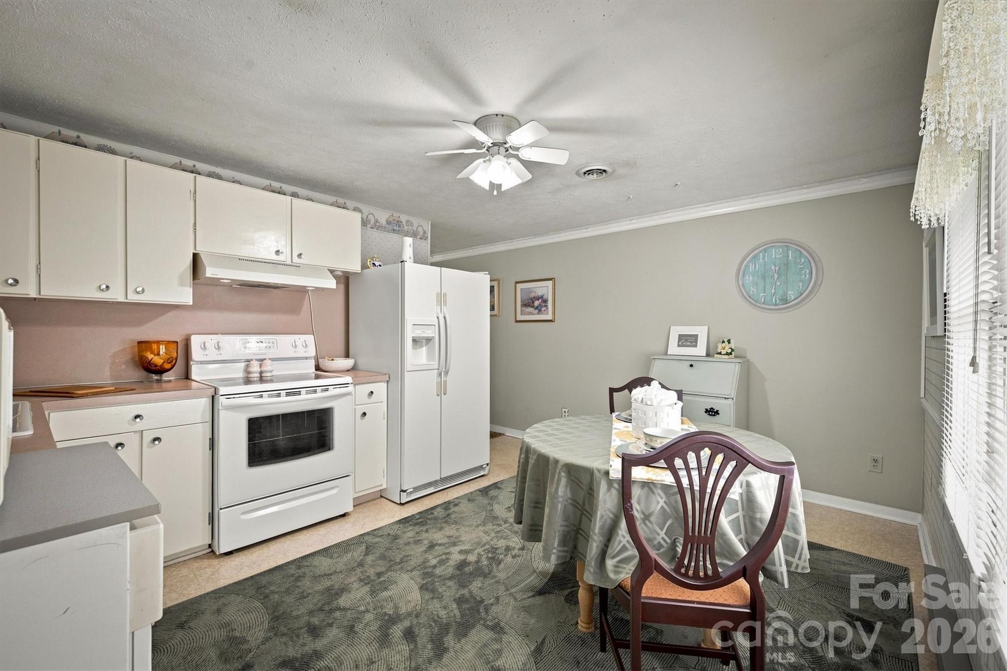 121 Rhyne Street — Morganton