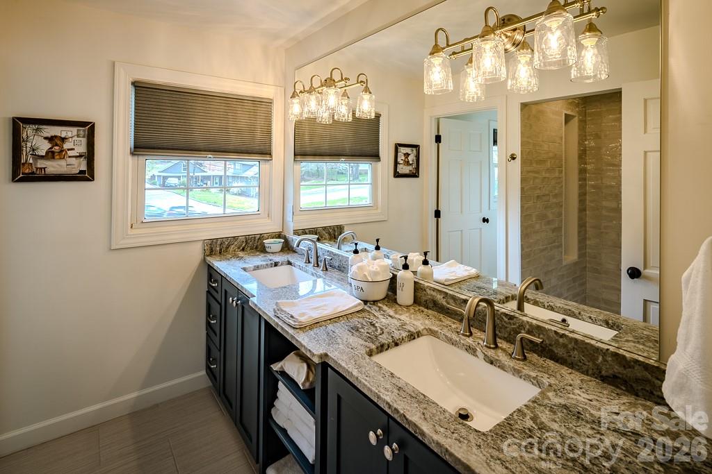 501 N Jefferson Avenue — West Jefferson