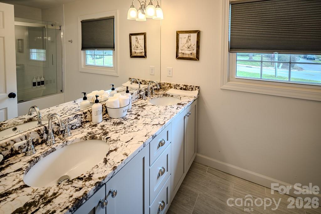 501 N Jefferson Avenue — West Jefferson