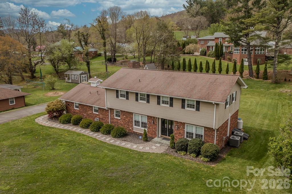501 N Jefferson Avenue — West Jefferson