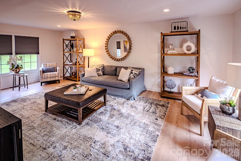 501 N Jefferson Avenue — West Jefferson