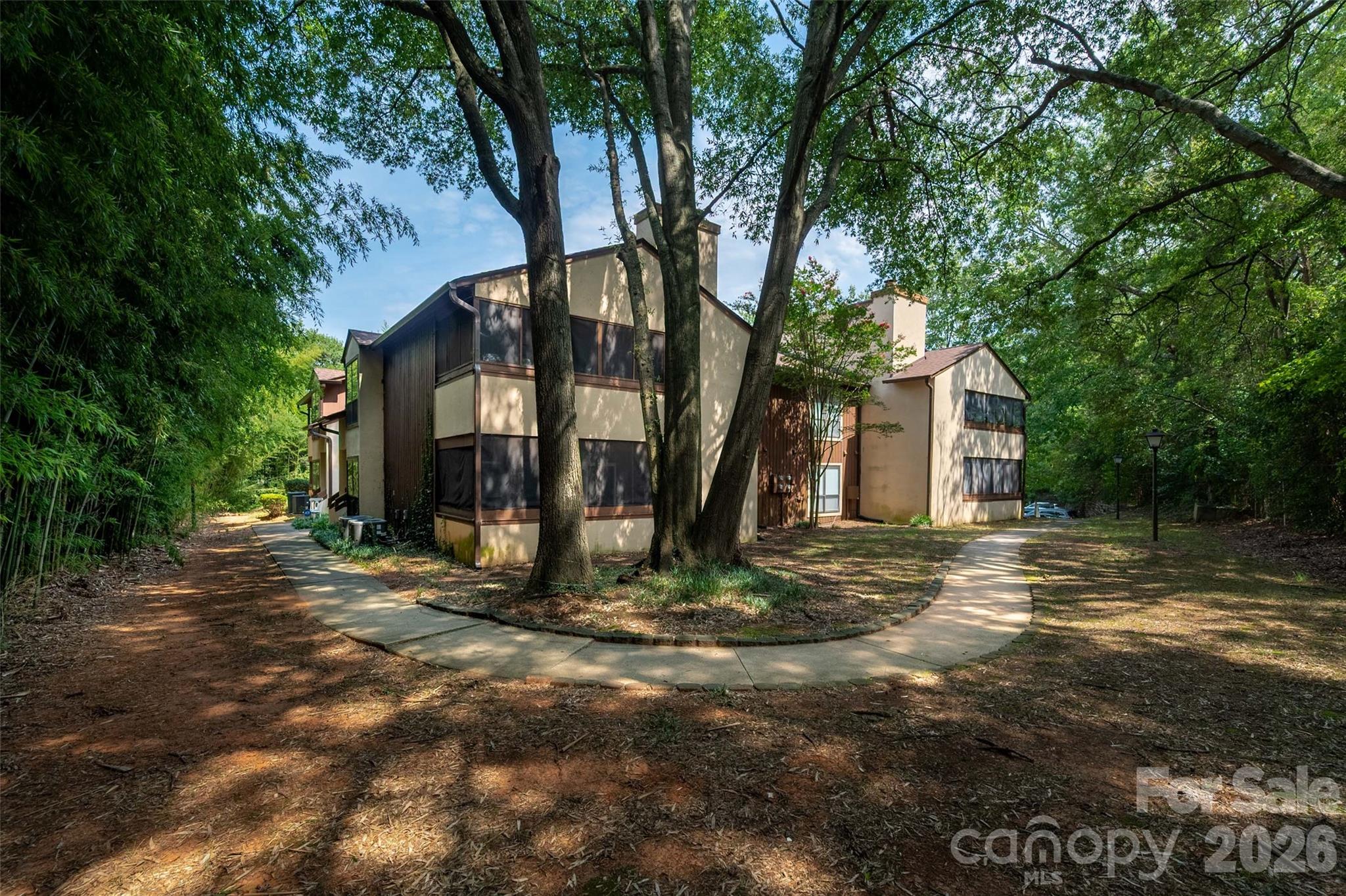7203 Winery Lane — Charlotte