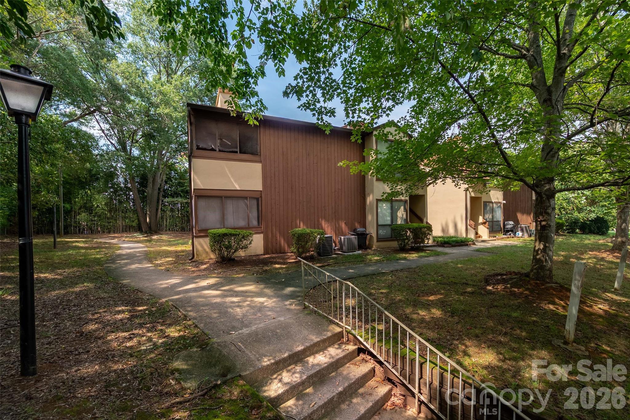7203 Winery Lane — Charlotte