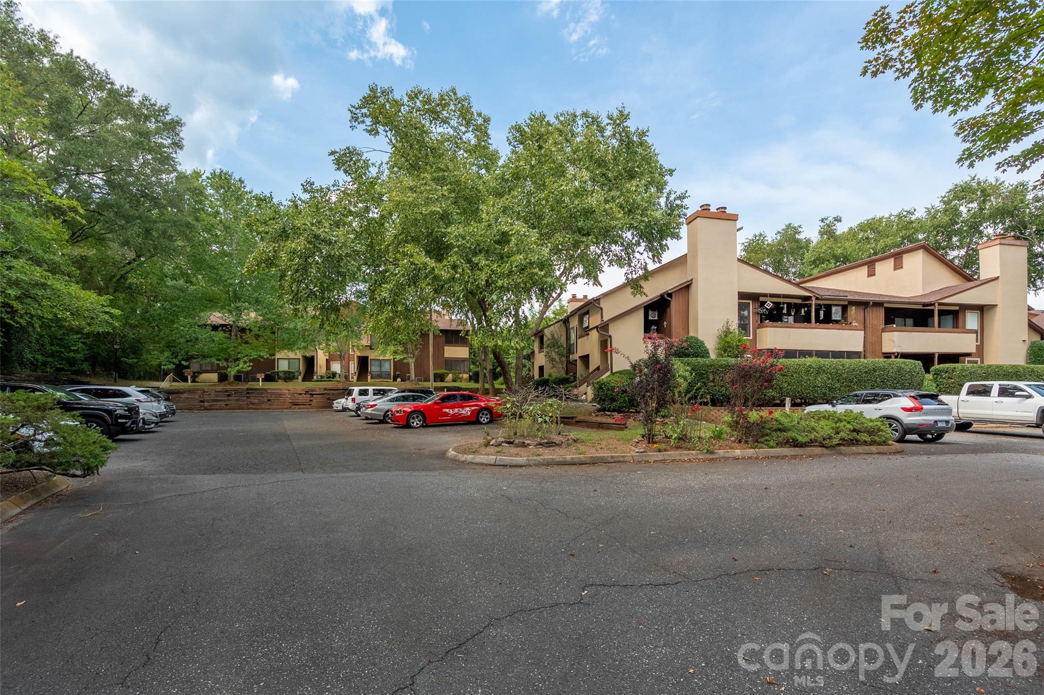 7203 Winery Lane — Charlotte