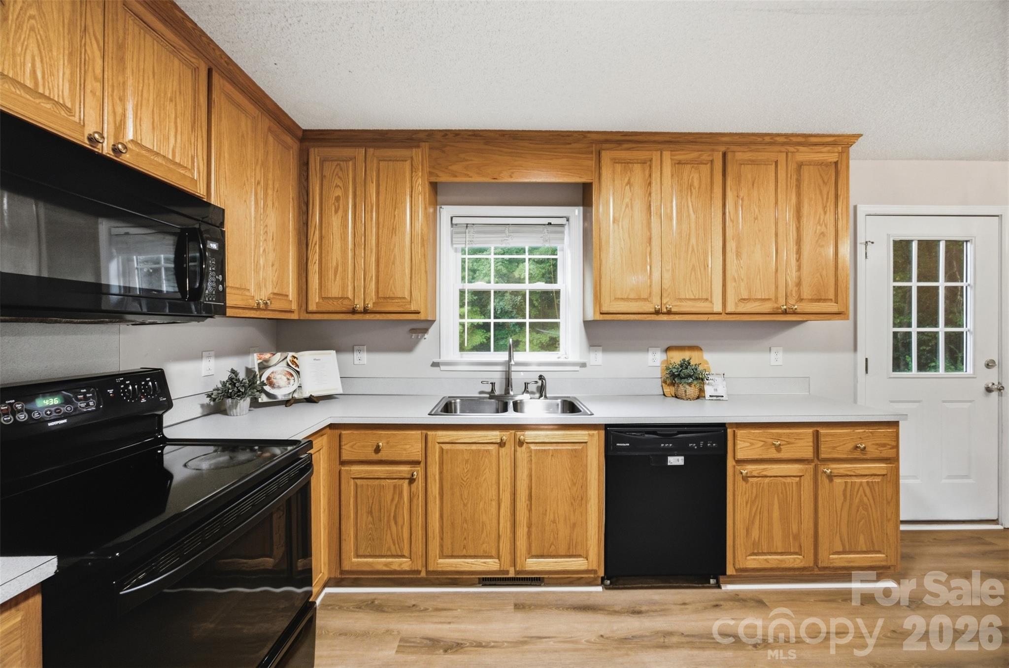600 Blossom Hill Road — Lincolnton
