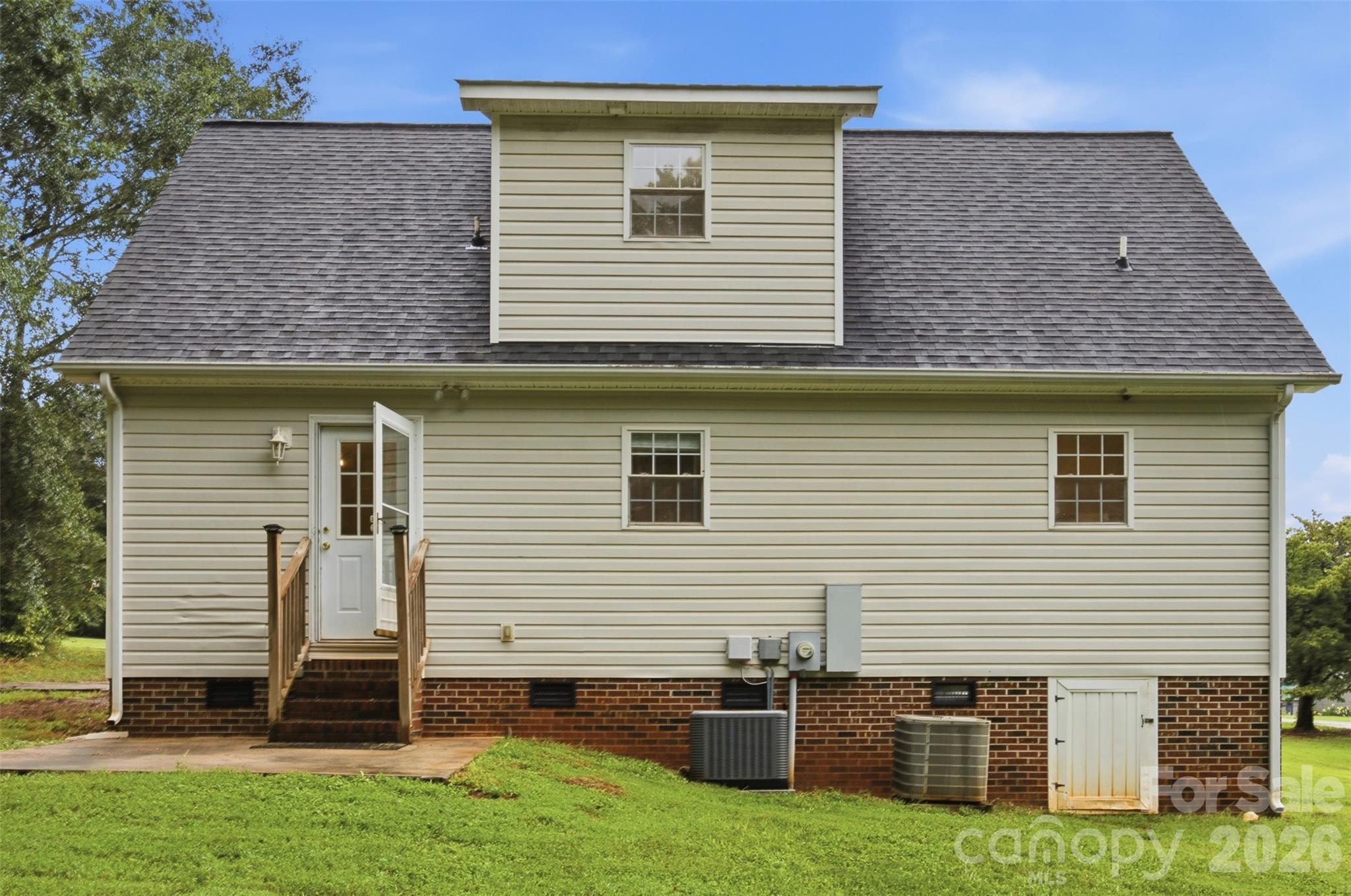 600 Blossom Hill Road — Lincolnton