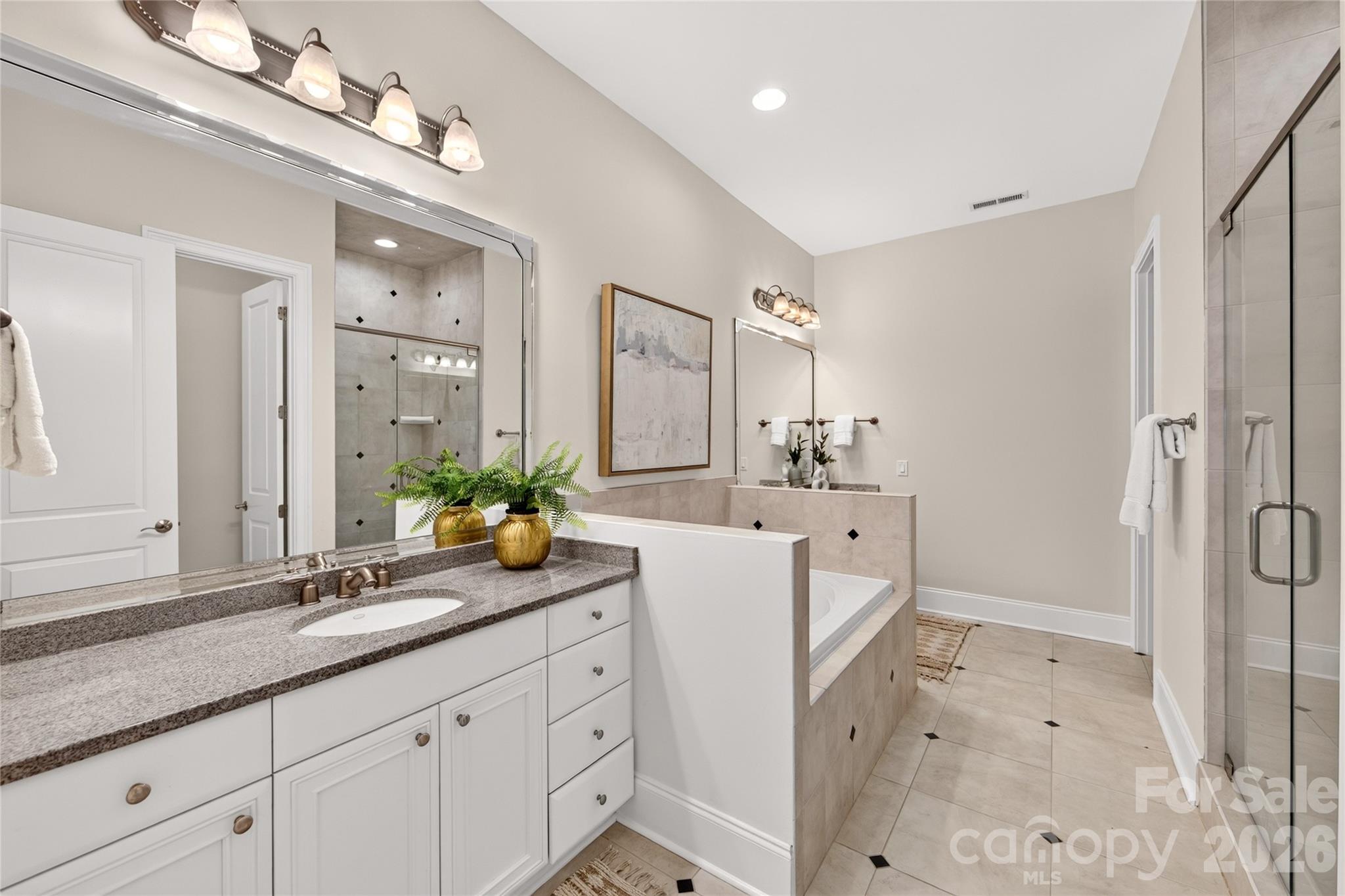 9517 Wheatfield Road — Charlotte