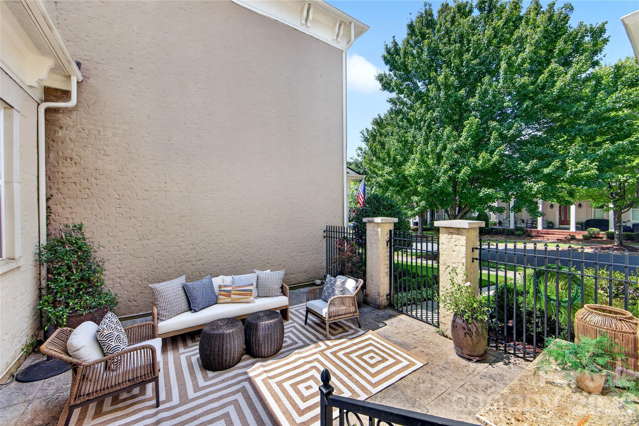 9517 Wheatfield Road — Charlotte