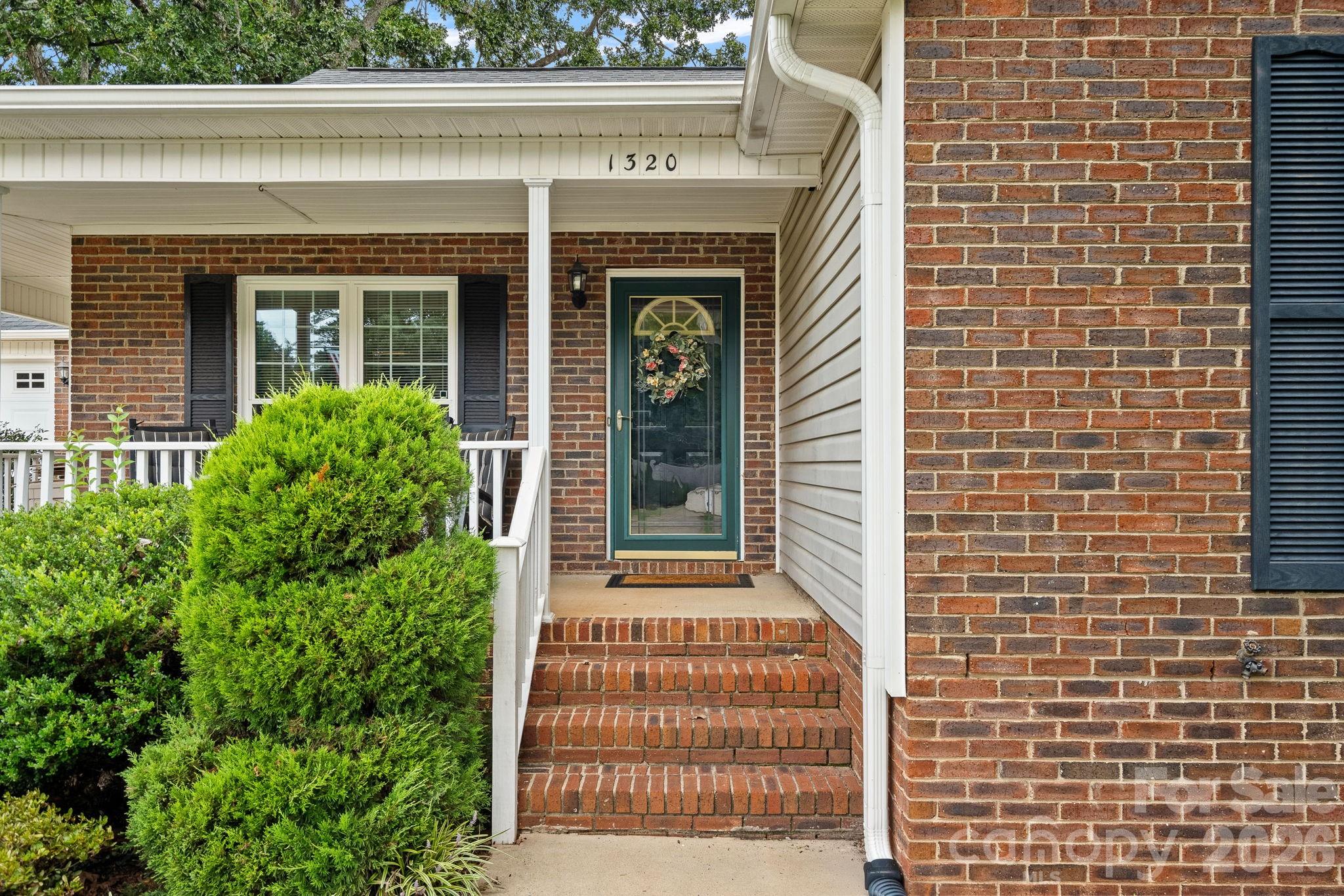 1320 Watts Drive — Charlotte