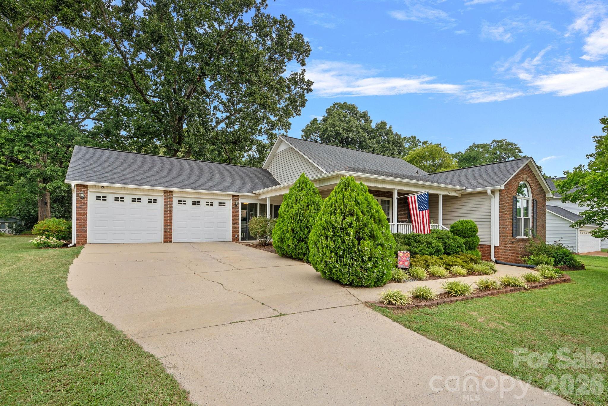 1320 Watts Drive — Charlotte