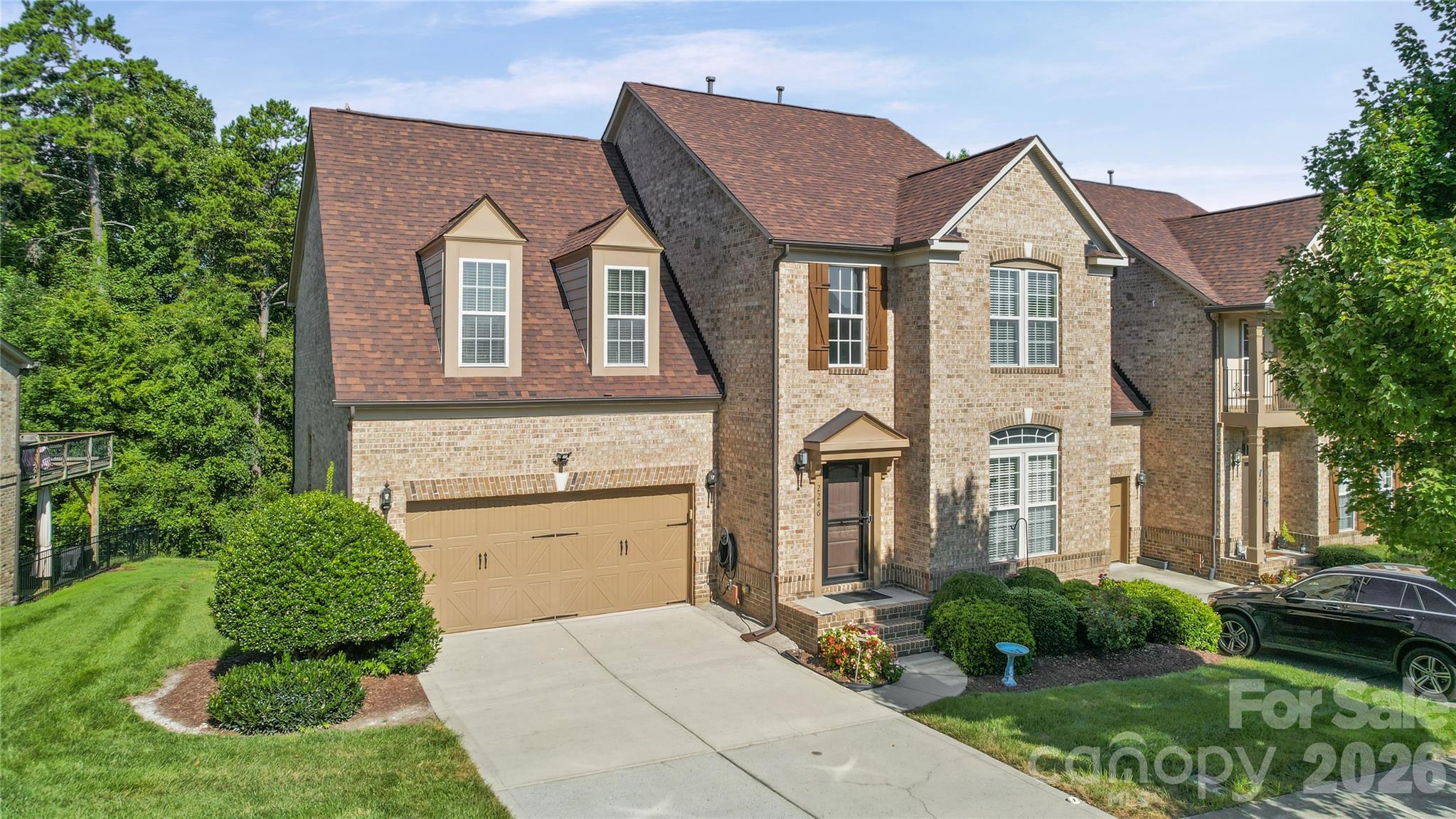 2246 Donnington Lane NW — Concord