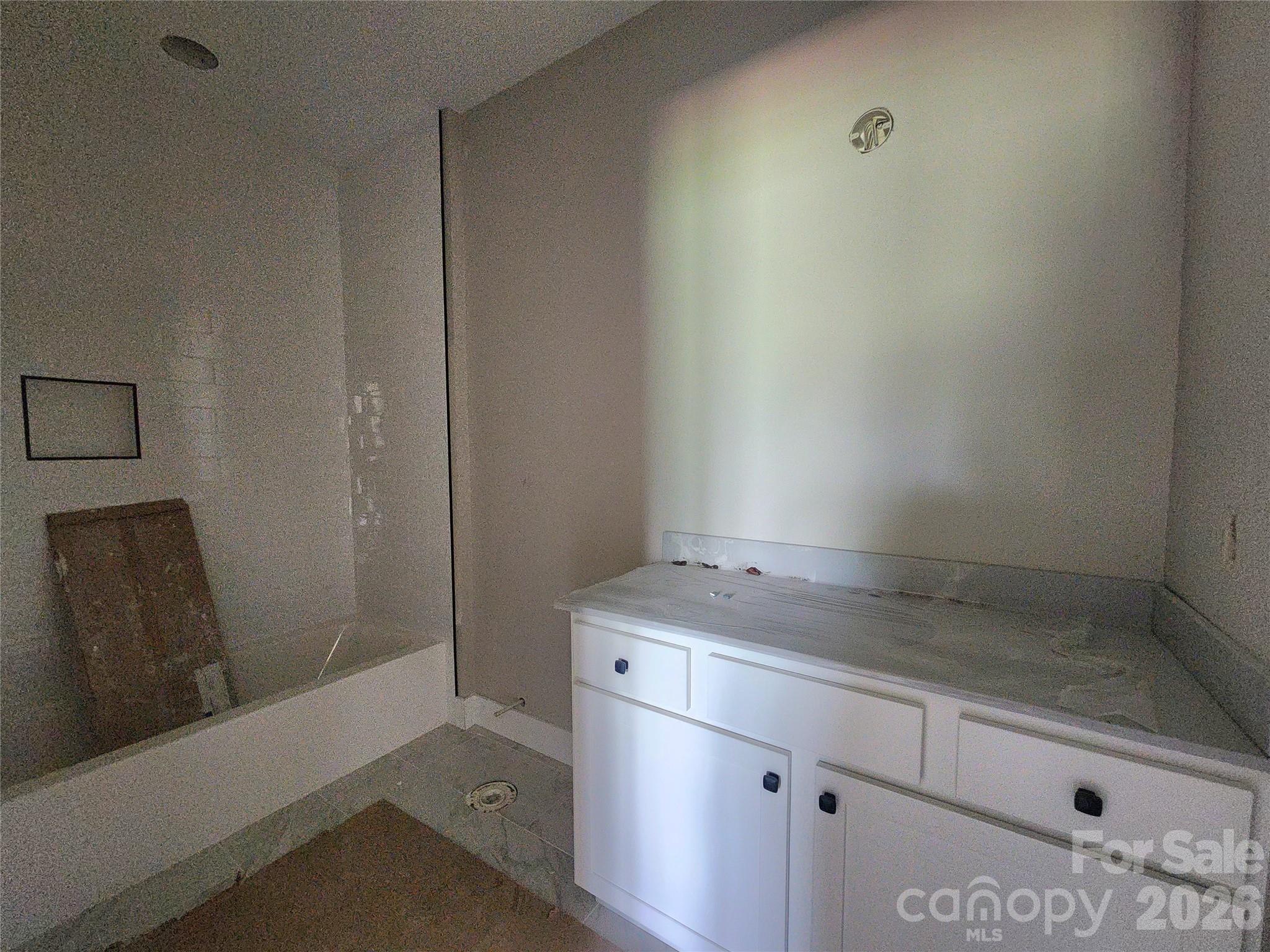 10 Setter Lane — Weaverville