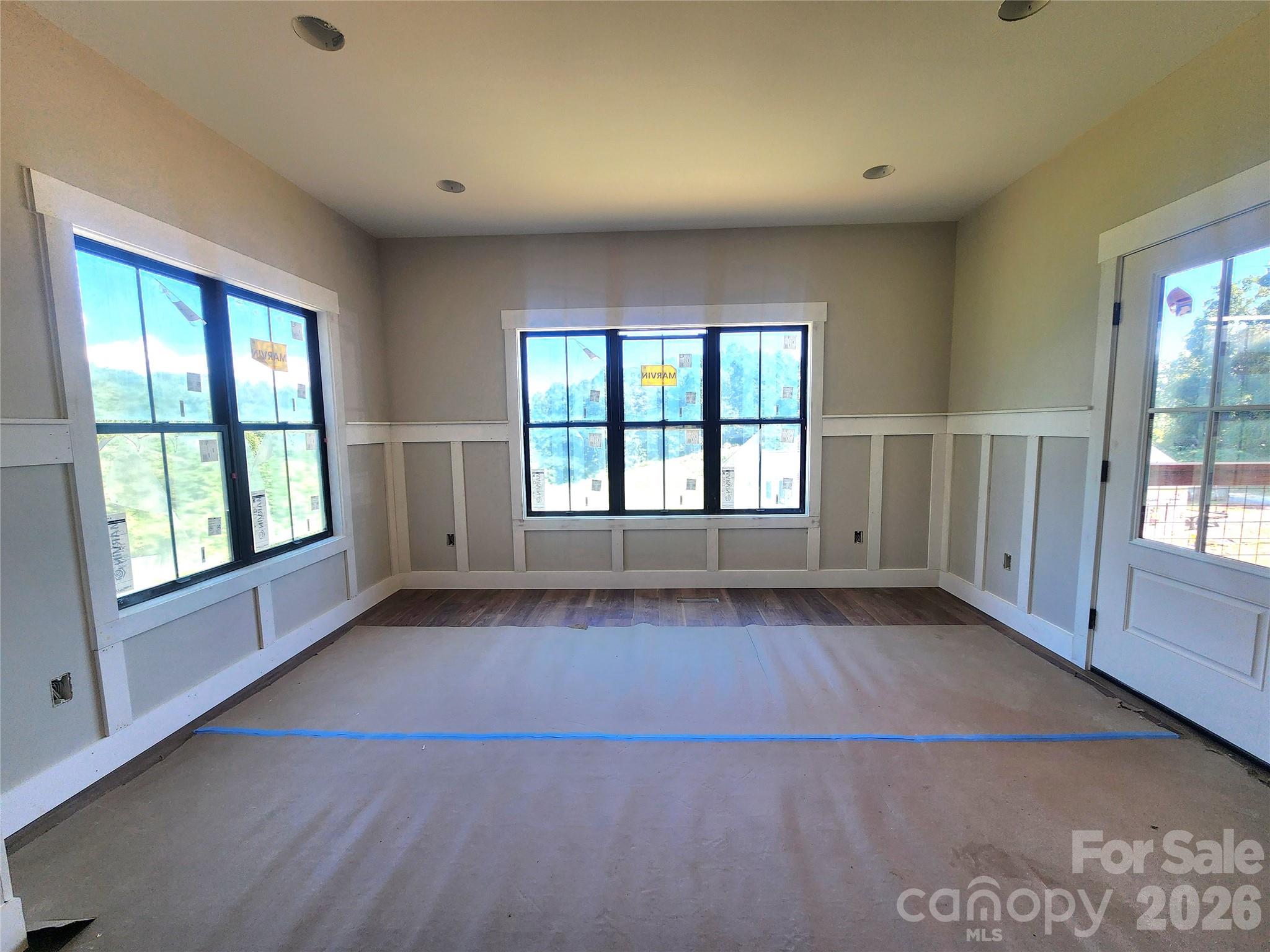 10 Setter Lane — Weaverville