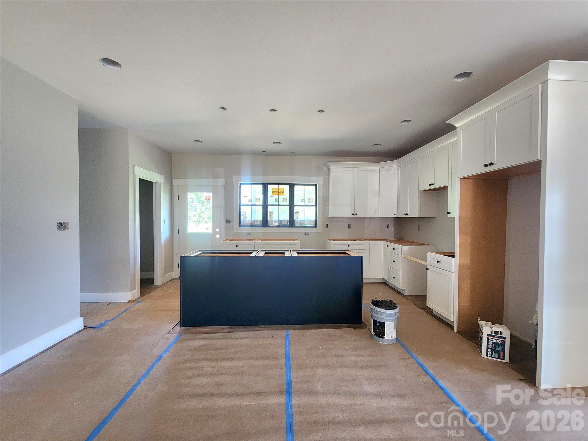 10 Setter Lane — Weaverville