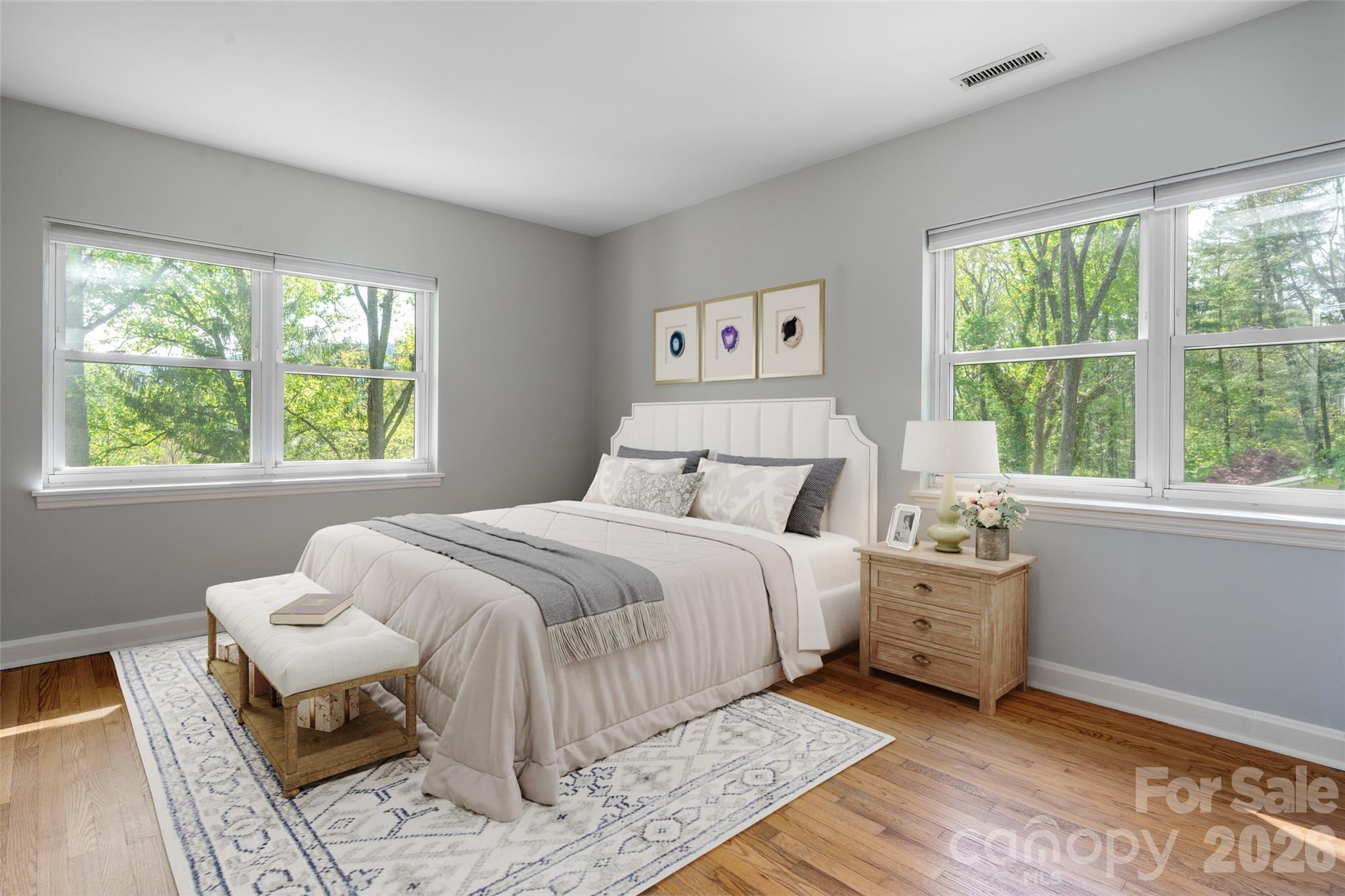 114 Cambridge Road — Asheville