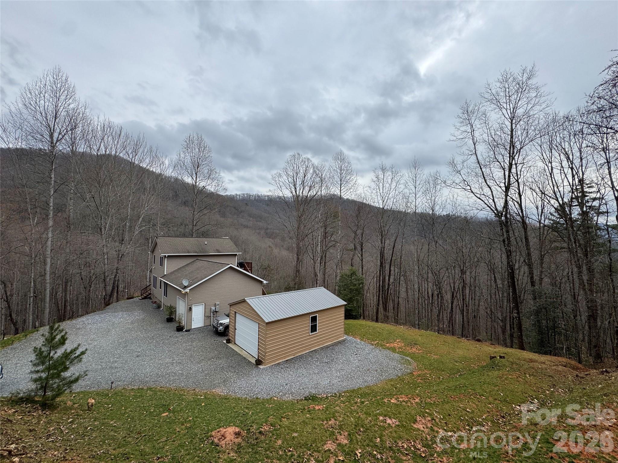 1333 Pigeon Creek Road — Bryson City