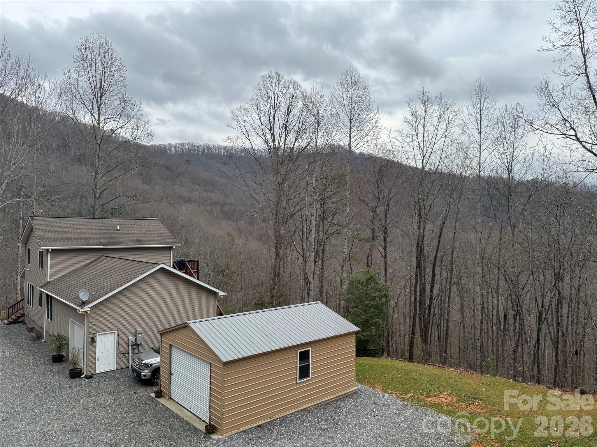 1333 Pigeon Creek Road — Bryson City