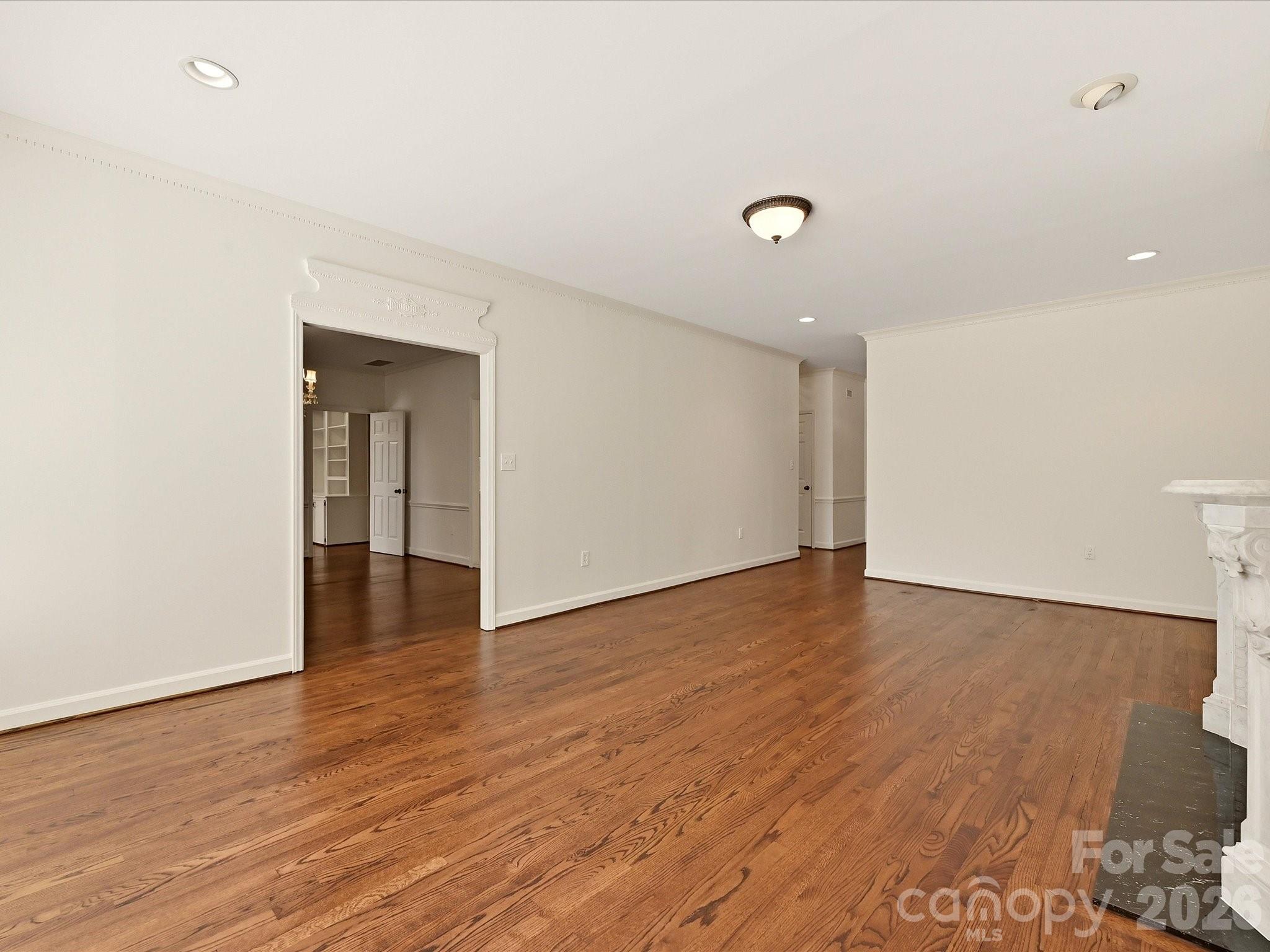 806 Cherokee Road — Charlotte
