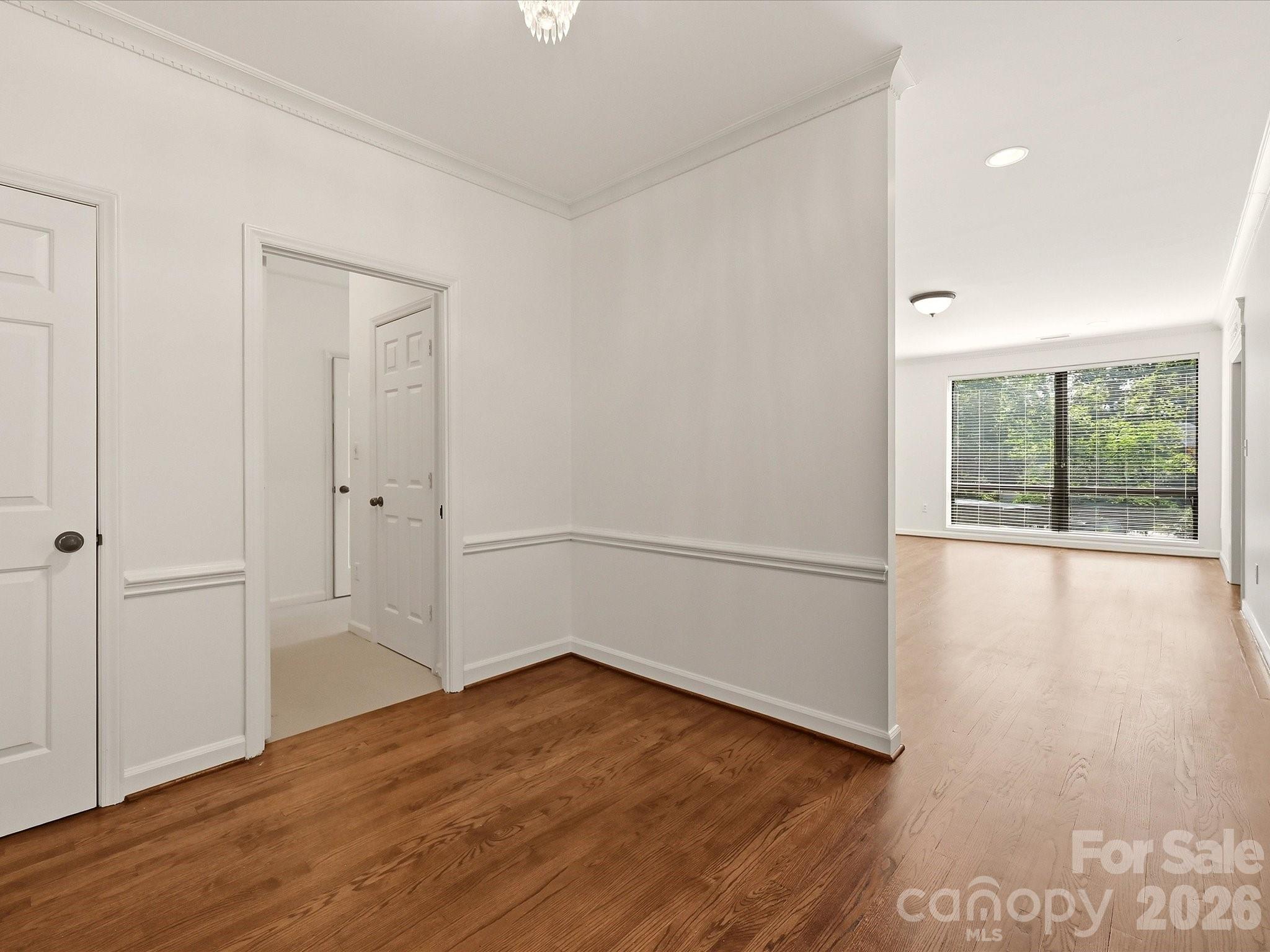 806 Cherokee Road — Charlotte