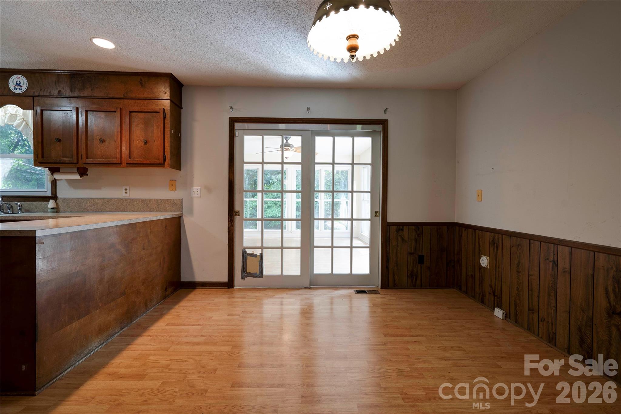 1208 N Piedmont Avenue — Kings Mountain