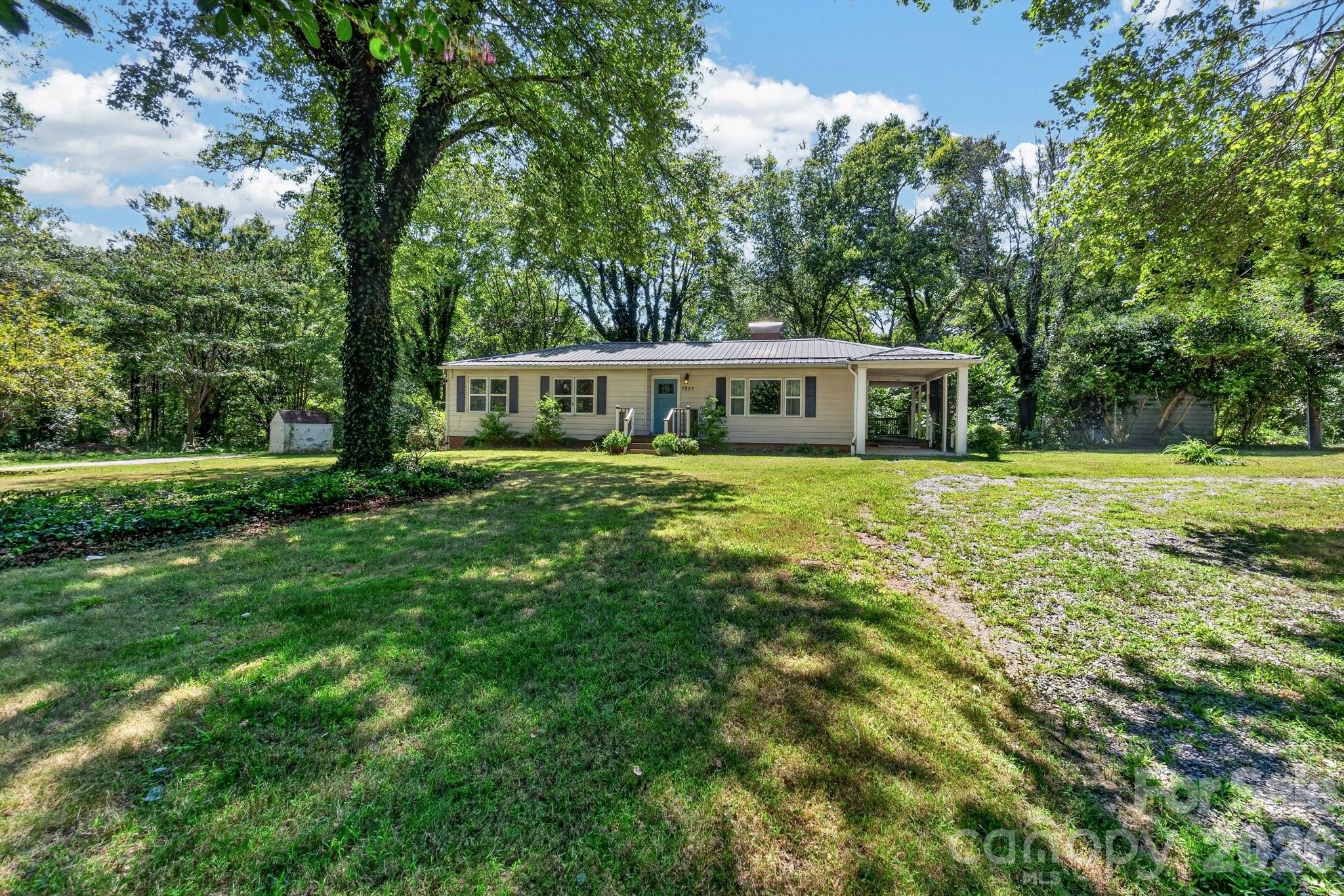 7257 Sherrills Ford Road — Sherrills Ford