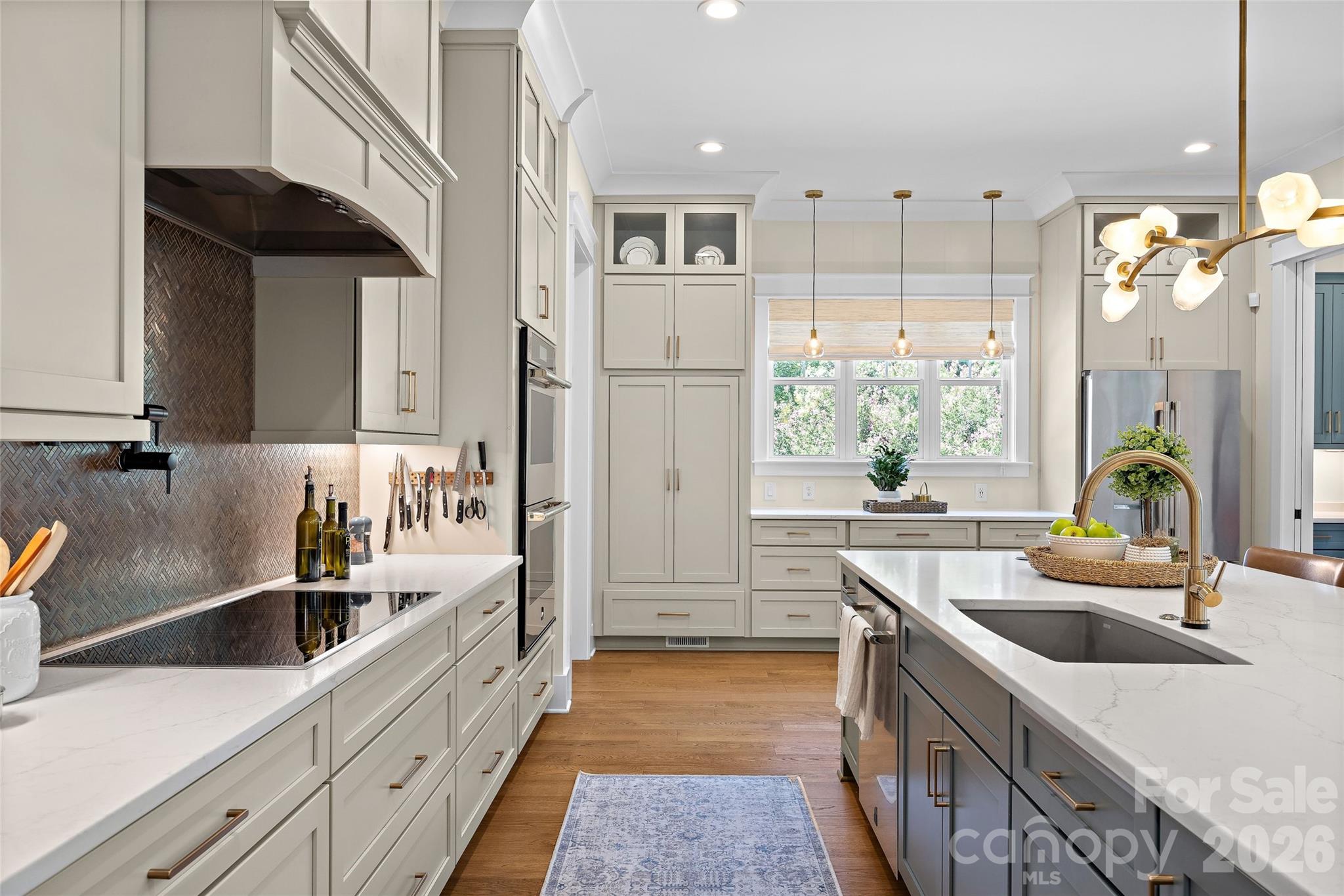 2511 Tower Court — Charlotte