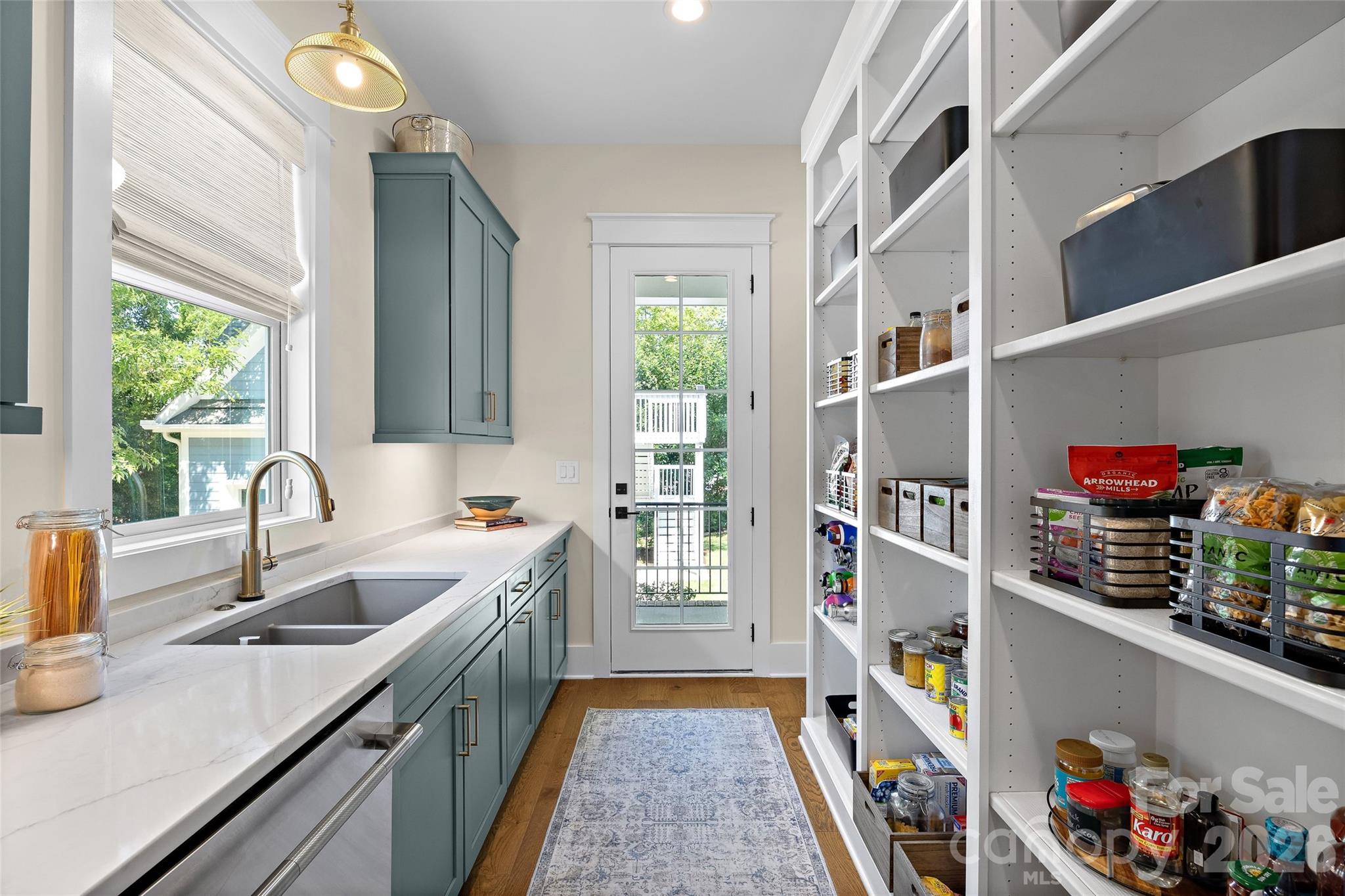 2511 Tower Court — Charlotte