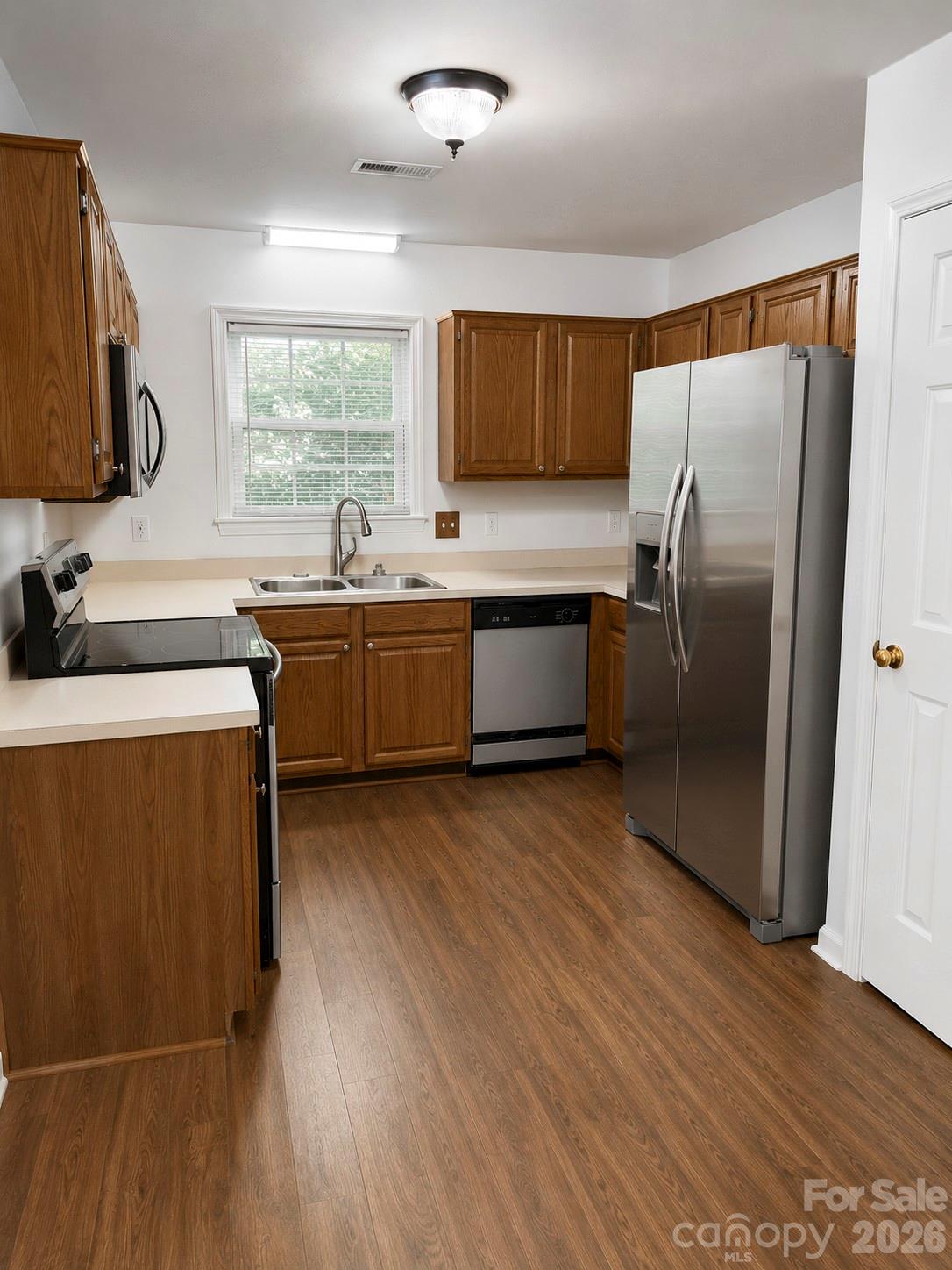 1491 20th Avenue NE #6 — Hickory