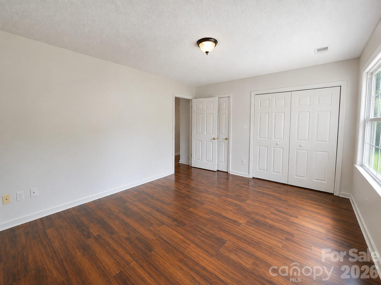 1491 20th Avenue NE #6 — Hickory