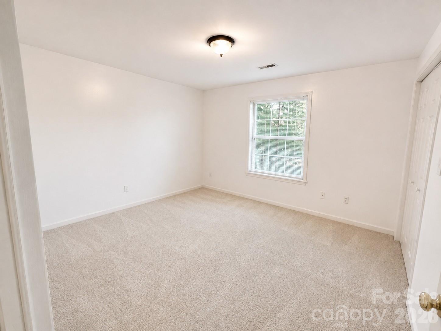 1491 20th Avenue NE #6 — Hickory