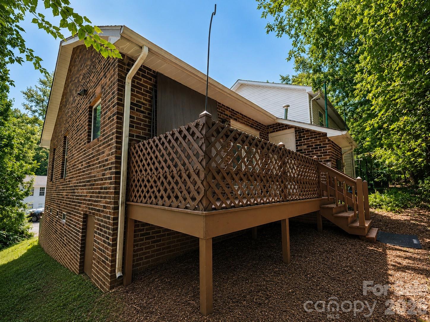 1491 20th Avenue NE #6 — Hickory