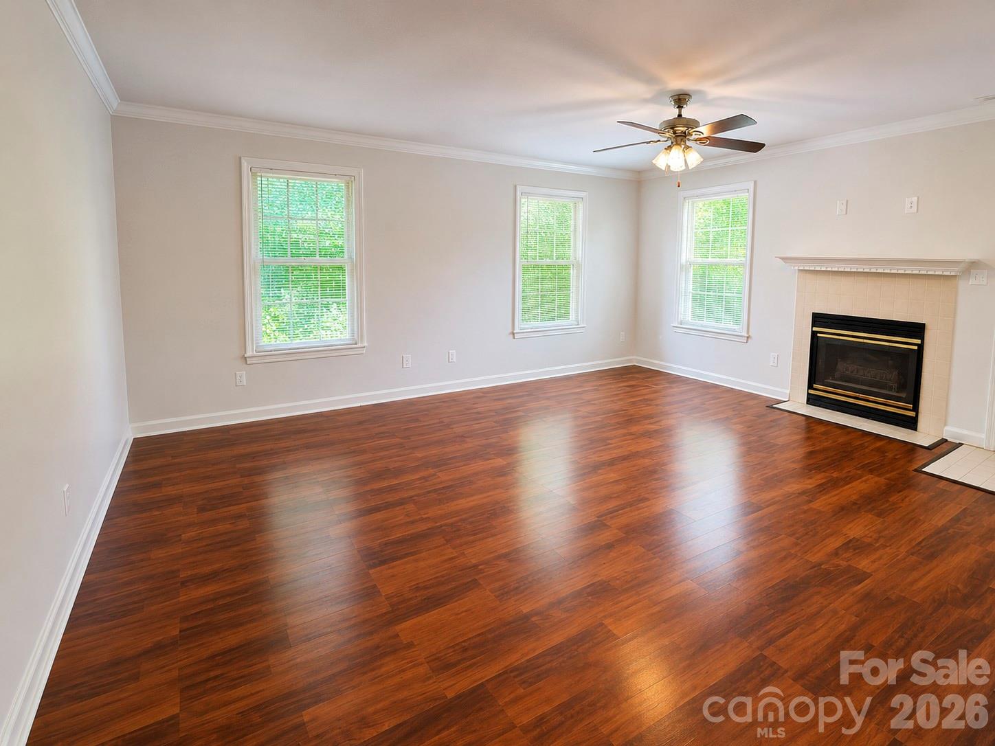 1491 20th Avenue NE #6 — Hickory