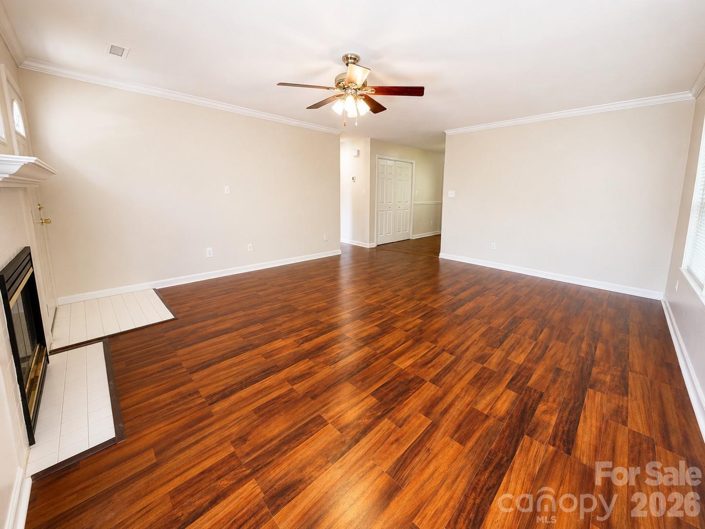 1491 20th Avenue NE #6 — Hickory