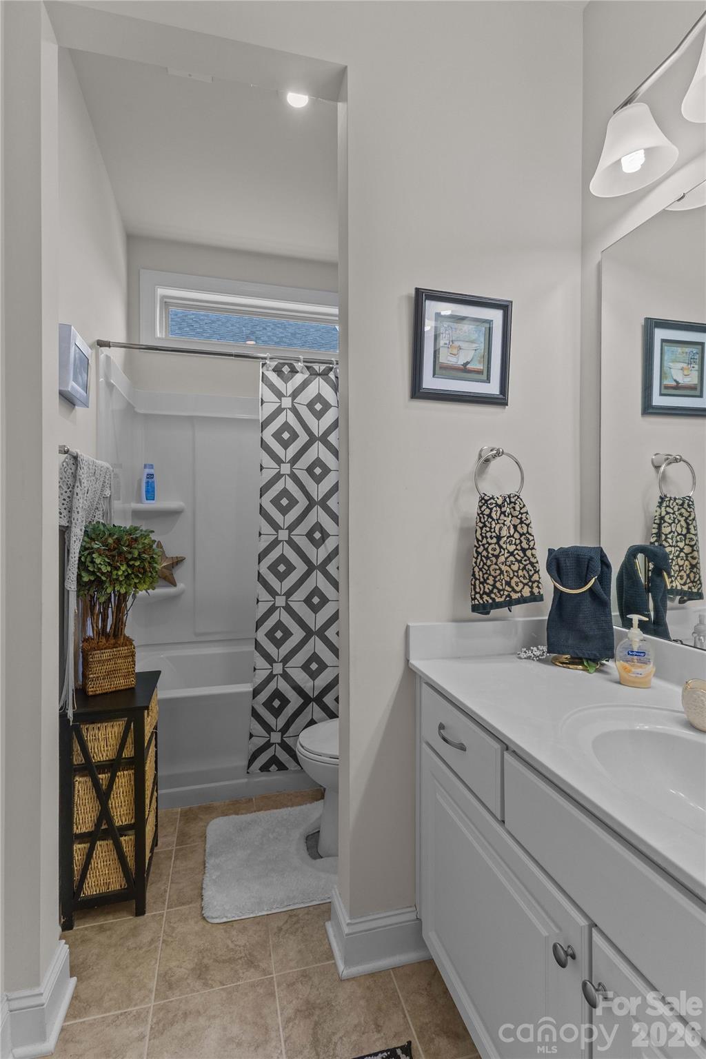 129 Johnson Manor Street — Mooresville