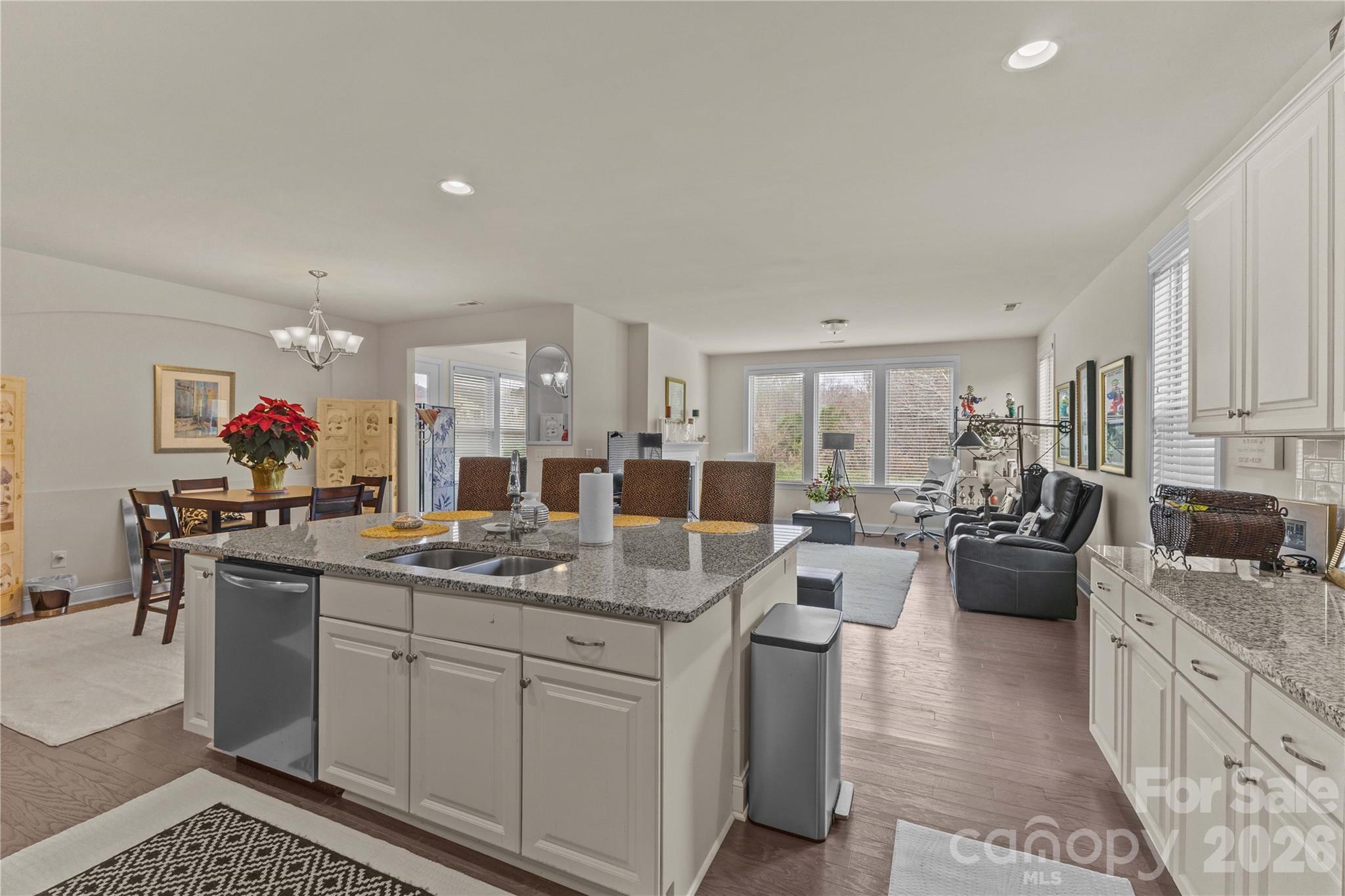 129 Johnson Manor Street — Mooresville
