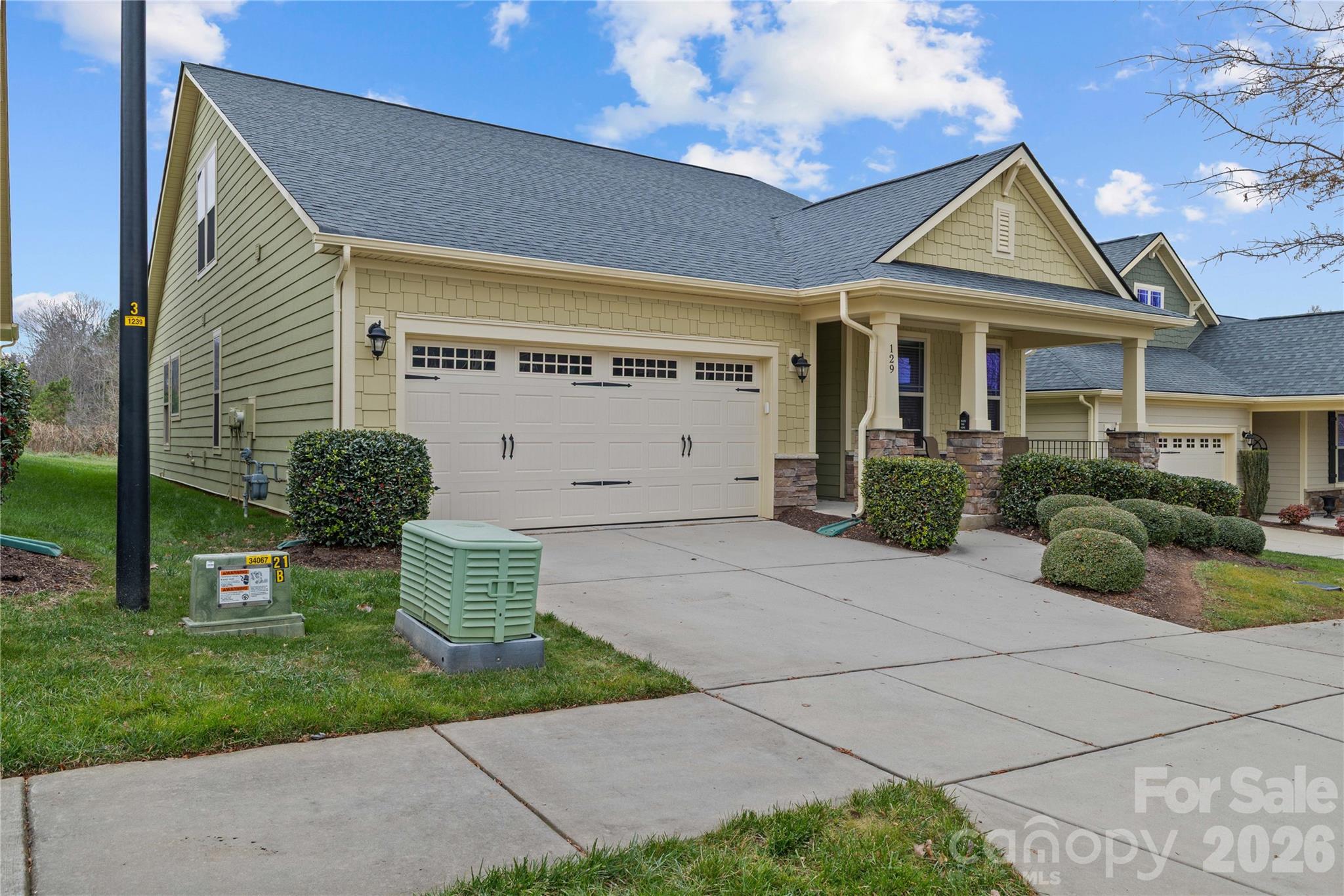 129 Johnson Manor Street — Mooresville