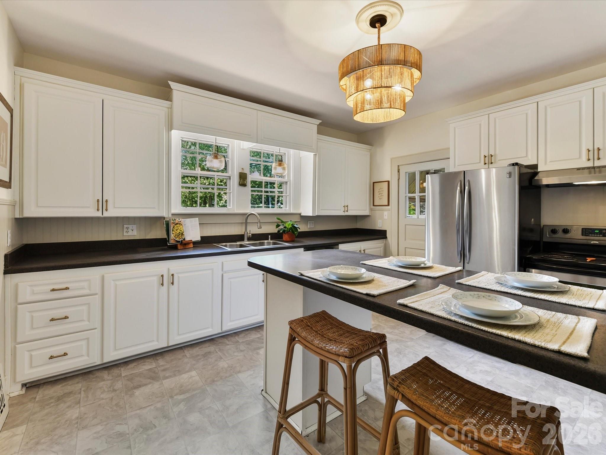 119 E Leroy Street — Fort Mill