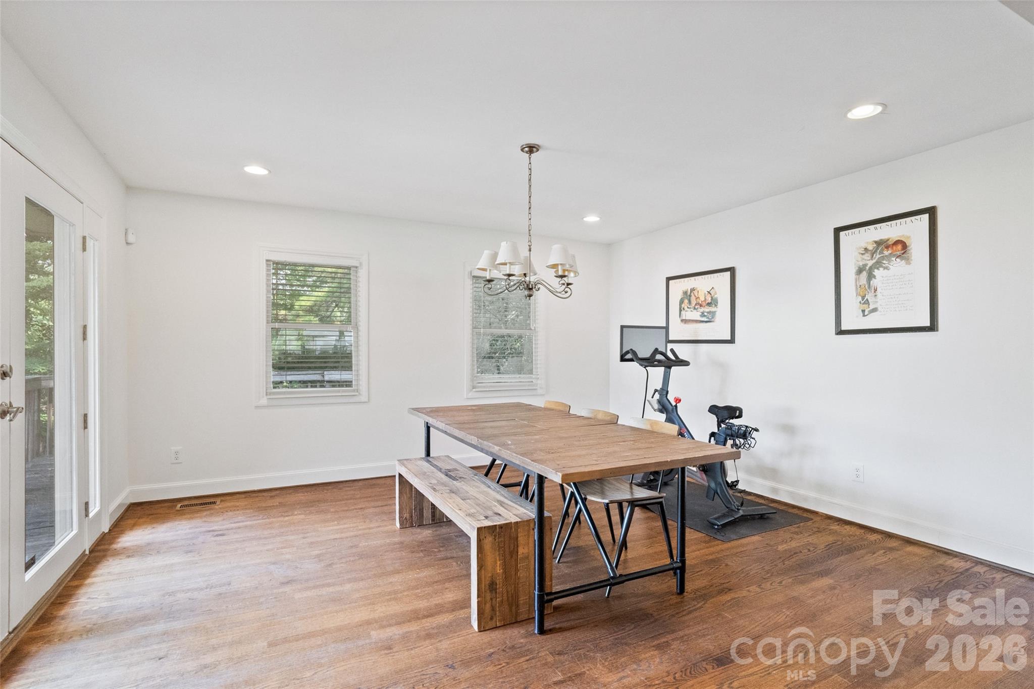 2911 Arundel Drive — Charlotte