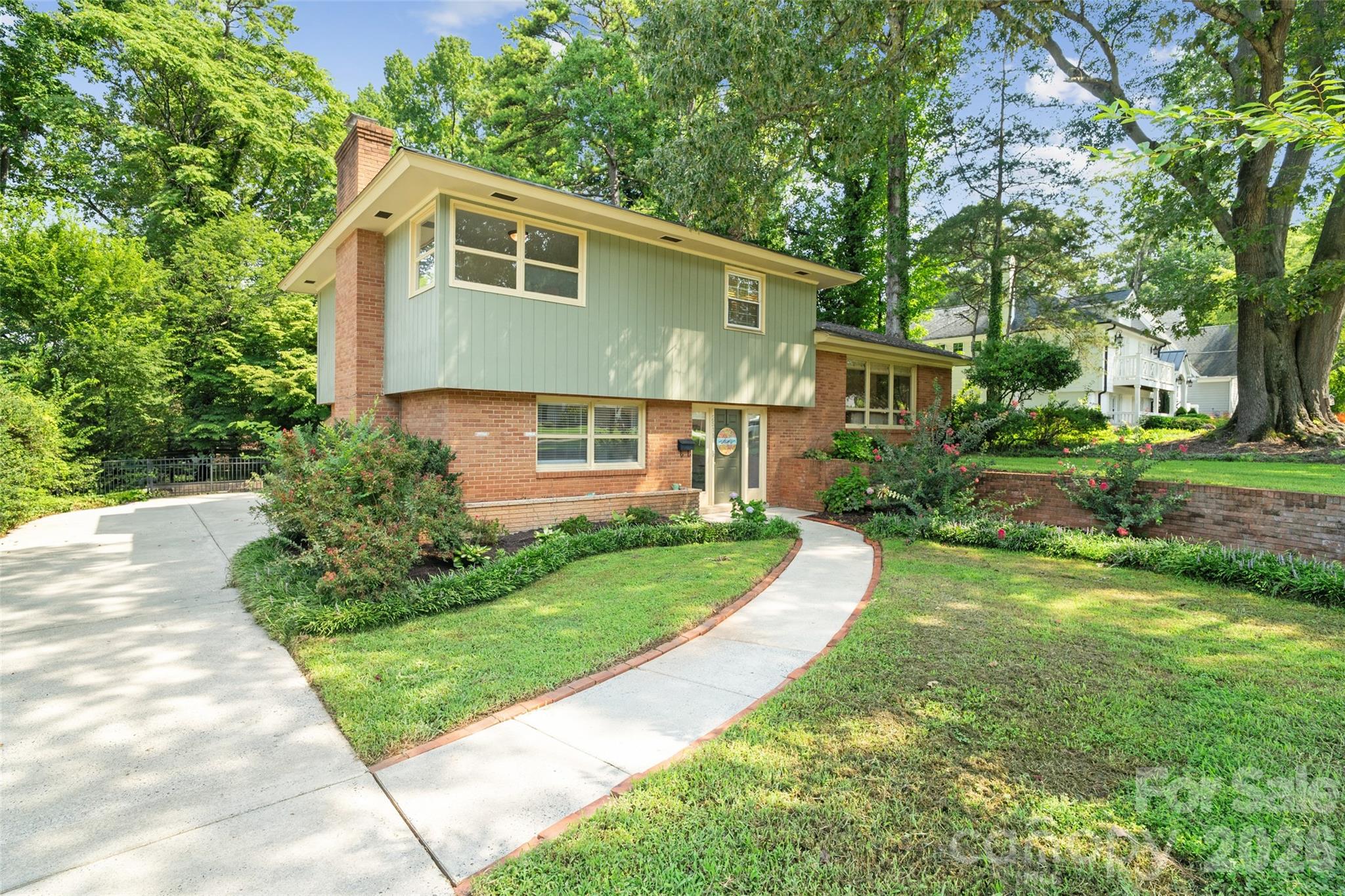 2911 Arundel Drive — Charlotte